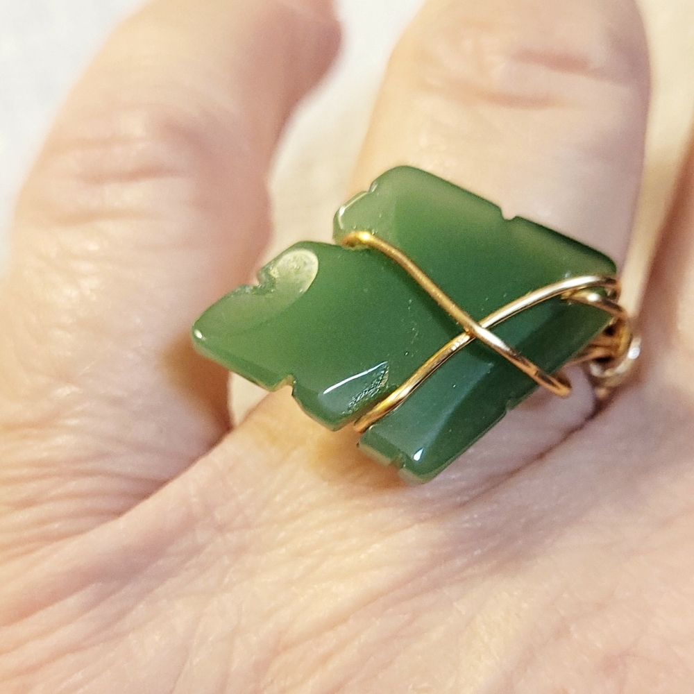 Handmade glass green leaf wire wrap statement ring